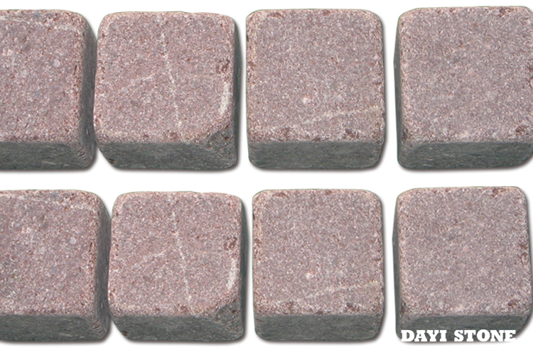 Cubes PT-Red Granite All sides sawn and tumble 10x10x10cm - Dayi Stone